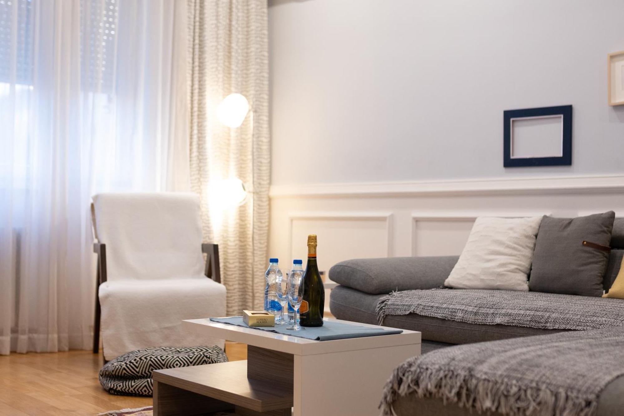 Central Business Apartments Terazije Belgrade Luaran gambar